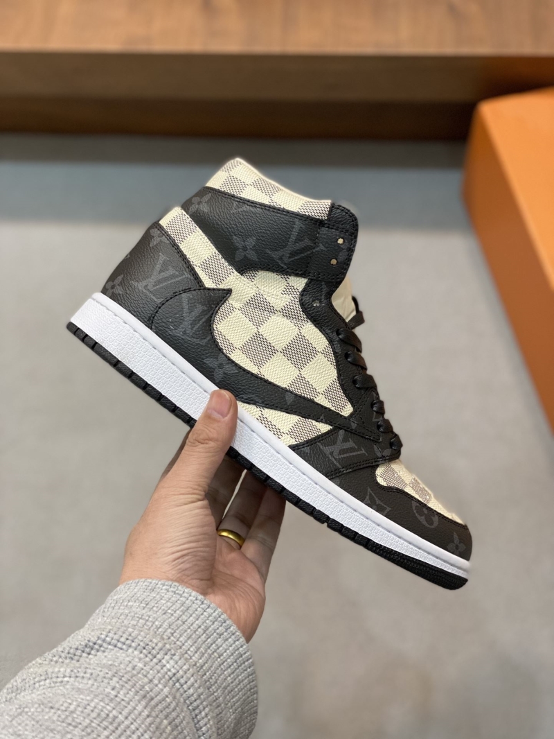 Louis Vuitton Sneakers